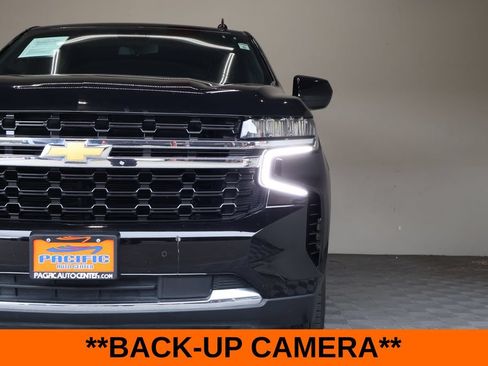 Used 2024 Chevrolet Suburban LS w/ Driver Alert Package RWD image 5
