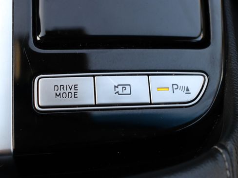 Used 2023 Genesis G80 2.5T image 38