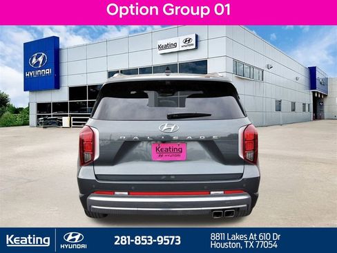 Used 2023 Hyundai Palisade Calligraphy image 5
