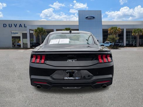 Used 2024 Ford Mustang GT Premium image 5