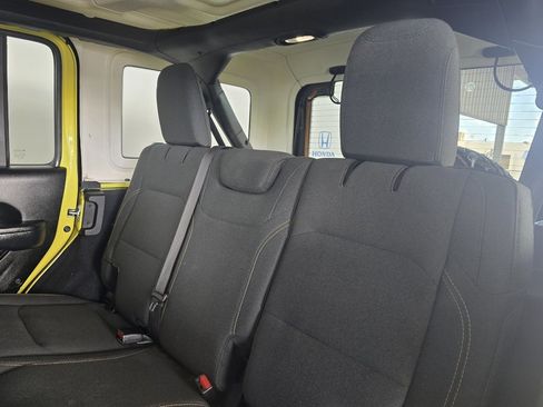 Used 2024 Jeep Wrangler Willys image 18