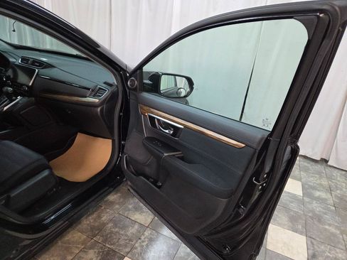 Used 2018 Honda CR-V EX image 12