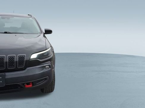 Used 2022 Jeep Cherokee Trailhawk w/ Sun, Sound & Nav Group image 39