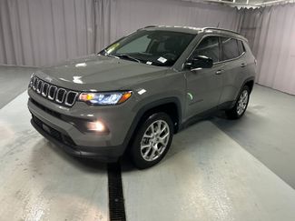 Used 2024 Jeep Compass Latitude AWD/4WD video 3