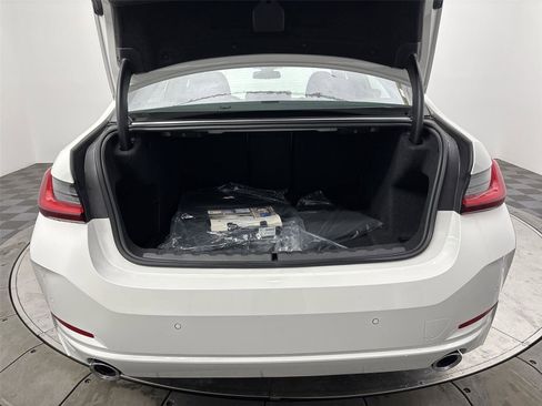 New 2026 BMW 330i xDrive Sedan w/ Convenience Package image 21