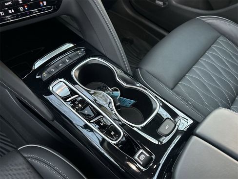 Used 2021 Buick Envision Avenir image 22