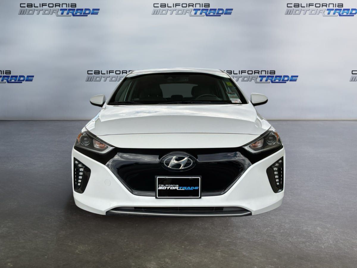 Used 2018 Hyundai Ioniq Limited FWD image 2