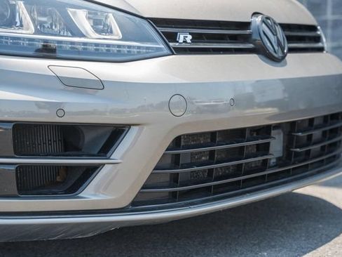 Used 2017 Volkswagen Golf R 4-Door AWD/4WD image 16