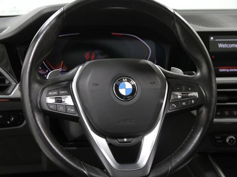 Certified 2022 BMW 330i xDrive Sedan w/ Driving Assistance Package image 7