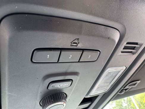 Used 2022 Chevrolet Tahoe LT AWD/4WD image 19