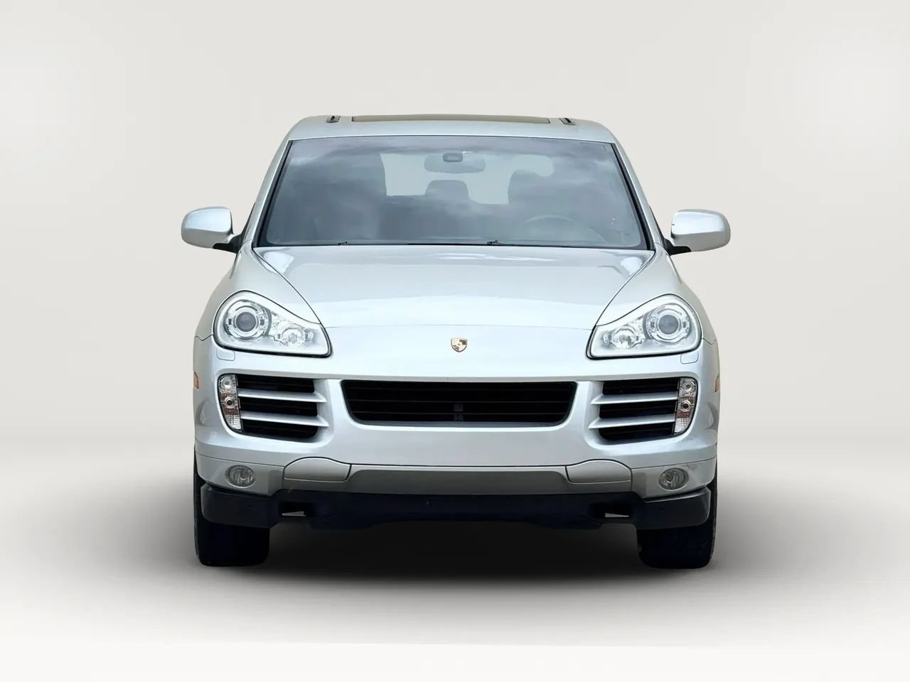 Used 2010 Porsche Cayenne AWD/4WD image 2