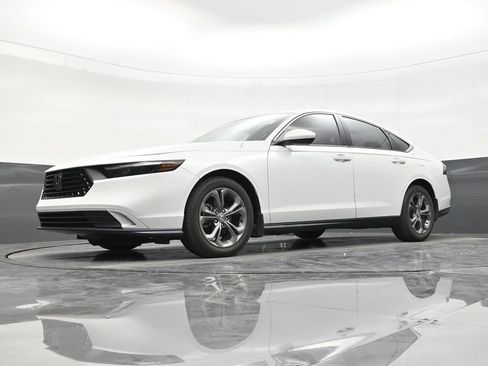 Used 2024 Honda Accord EX image 20