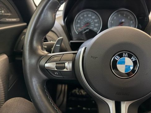 Used 2017 BMW M2 RWD image 19