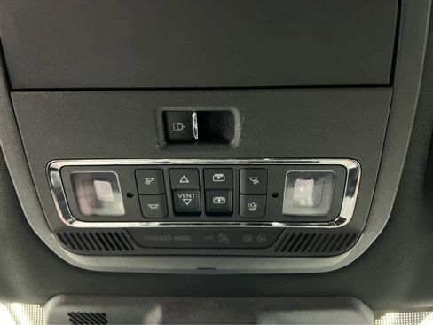 Used 2023 Ford F150 Lariat w/ Equipment Group 502A High image 26