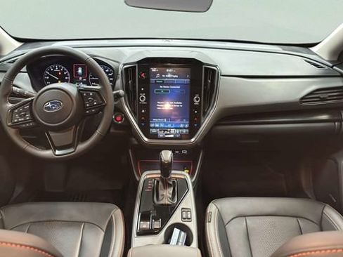 Used 2025 Subaru Crosstrek 2.5i Limited w/ Crosstrek Mirror Package AWD/4WD image 11