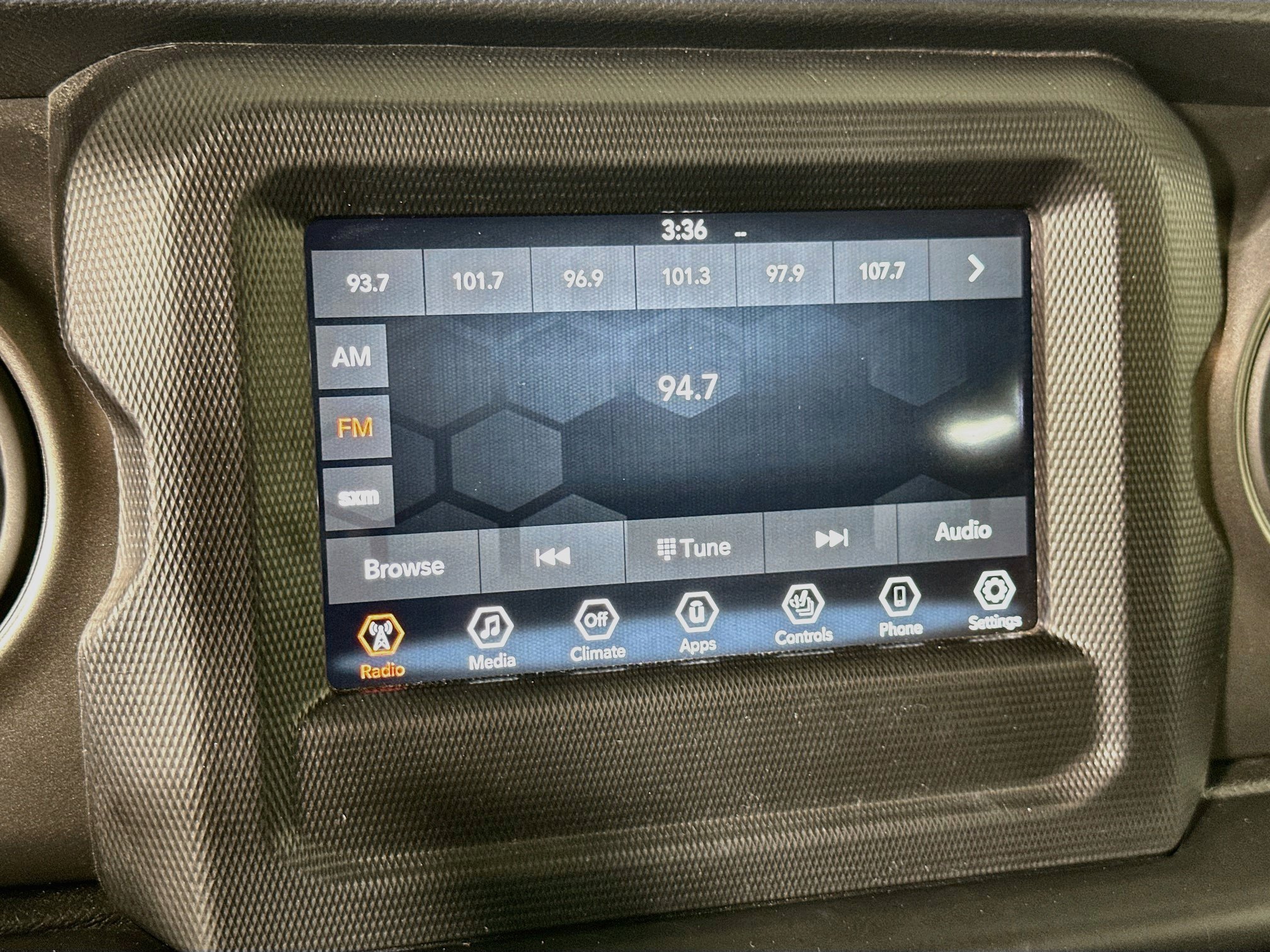 Used 2023 Jeep Gladiator Sport AWD/4WD image 21