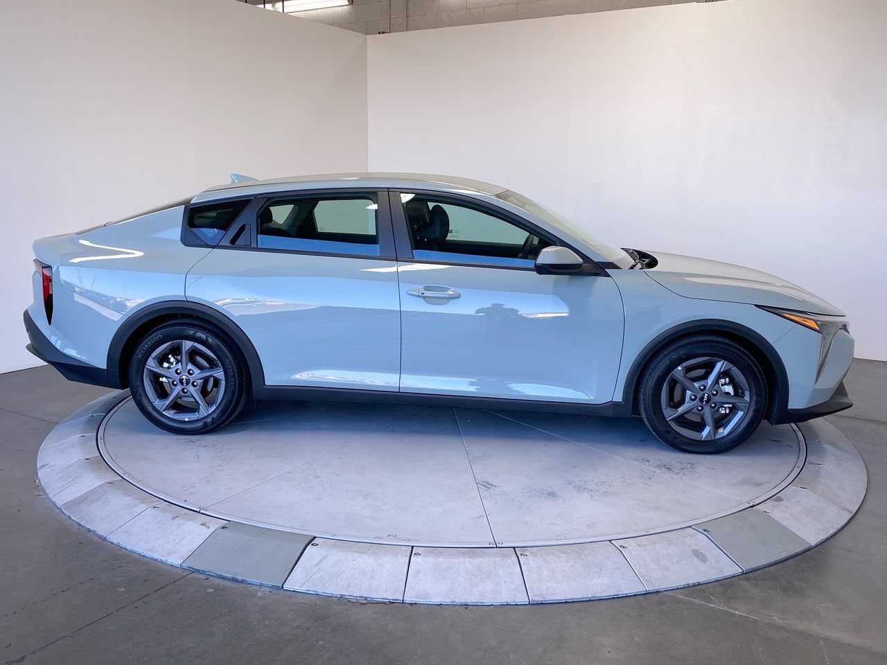Certified 2026 Kia K4 FWD image 6