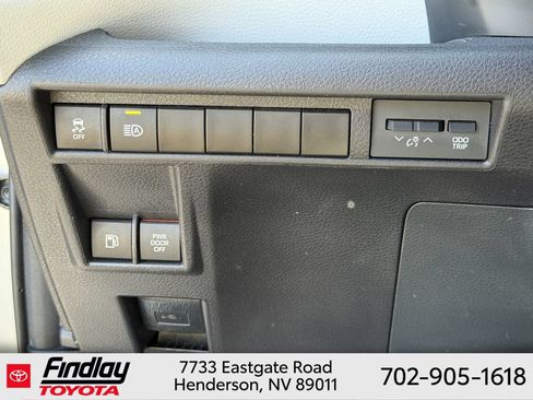 Certified 2025 Toyota Sienna LE FWD image 20
