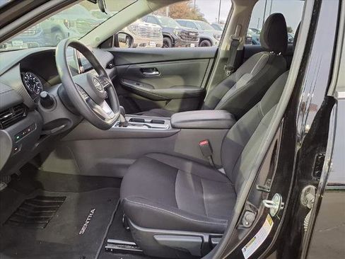 Used 2024 Nissan Sentra SV image 18