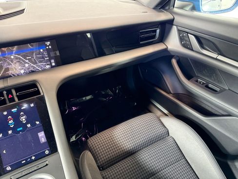 New 2025 Porsche Taycan AWD/4WD image 19