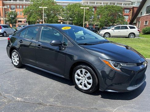 Used 2021 Toyota Corolla LE FWD image 26