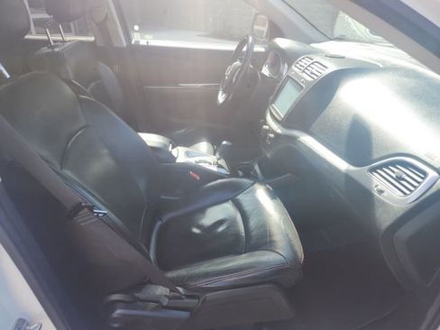 Used 2018 Dodge Journey GT w/ Blacktop Package image 11