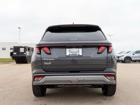 Used 2026 Hyundai Tucson SEL Plus FWD image 6
