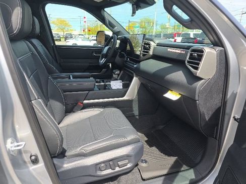 New 2026 Toyota Tundra Limited AWD/4WD image 12