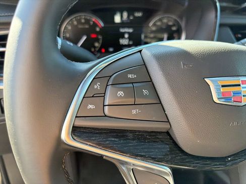 Certified 2025 Cadillac XT5 Premium Luxury image 17