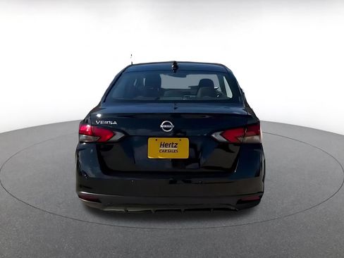 Used 2025 Nissan Versa SV FWD image 11