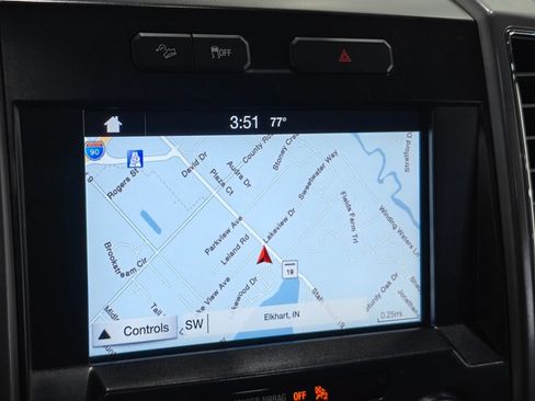 Used 2016 Ford F150 XLT w/ Equipment Group 302A Luxury AWD/4WD image 6