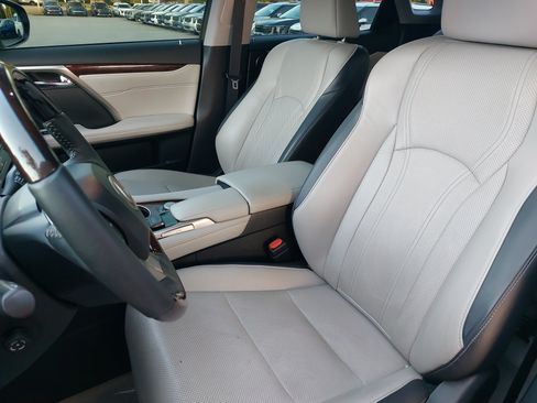 Used 2017 Lexus RX 350 FWD w/ Premium Package image 17