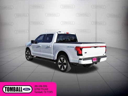 Used 2023 Ford F150 Lightning Platinum AWD/4WD image 5