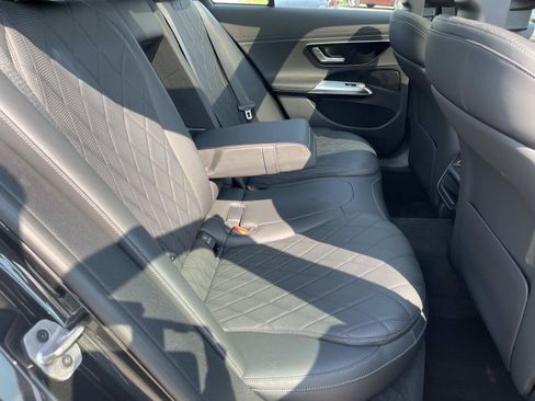 Certified 2025 Mercedes-Benz E 450 4MATIC Sedan image 20
