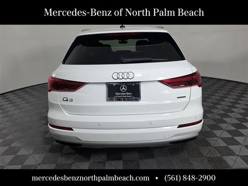 Used 2020 Audi Q3 2.0T Premium Plus w/ Premium Plus Package image 5