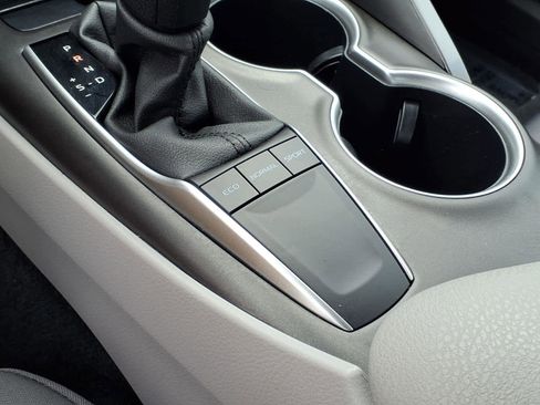 Certified 2023 Toyota Camry LE FWD image 15