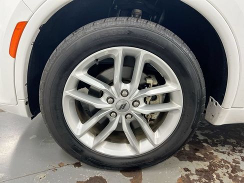 Used 2024 Dodge Durango GT AWD/4WD image 29