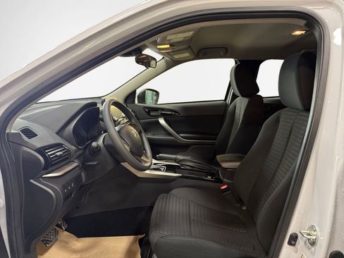 New 2026 Mitsubishi Eclipse Cross ES image 12