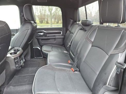 Used 2025 RAM 2500 Laramie AWD/4WD image 17