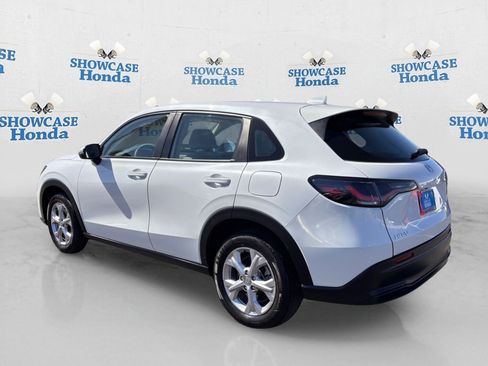 Certified 2023 Honda HR-V LX image 5