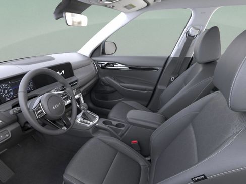 New 2026 Kia Seltos EX FWD image 13