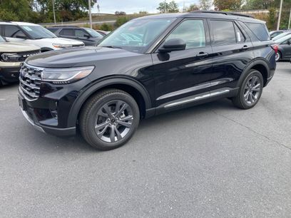 New 2025 Ford Explorer Active w/ Active Comfort Package