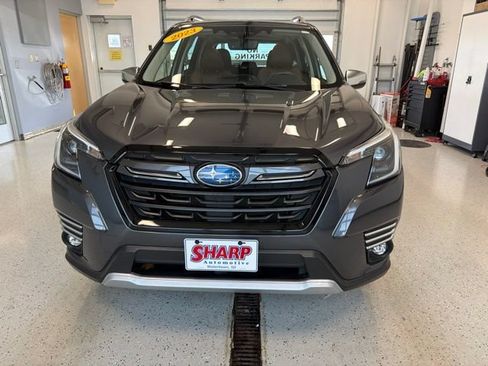 Used 2023 Subaru Forester Touring AWD/4WD image 5