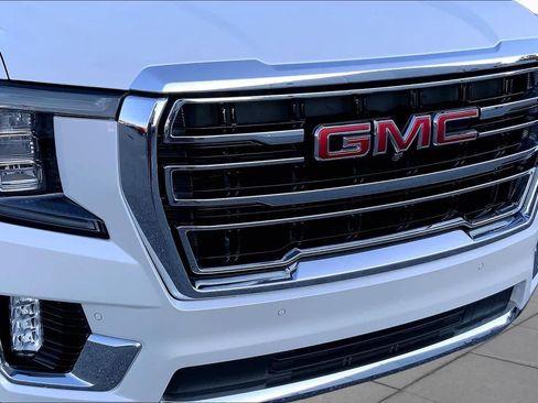Used 2023 GMC Yukon SLT w/ SLT Premium Package RWD image 27
