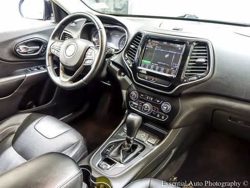 Used 2019 Jeep Cherokee Limited AWD/4WD image 24