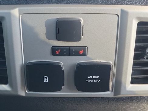 Used 2020 Ford F350 Lariat w/ Lariat Ultimate Package AWD/4WD image 24