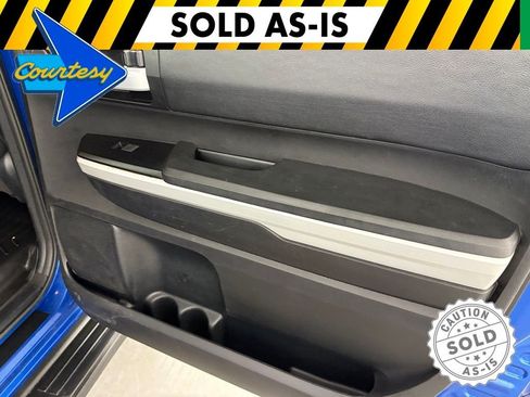 Used 2018 Toyota Tundra SR5 w/ SR5 Upgrade Package AWD/4WD image 38