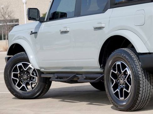 Used 2023 Ford Bronco Outer Banks image 22