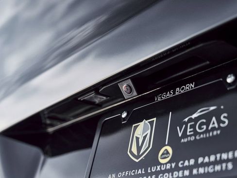 Used 2021 Mercedes-Benz Metris Passenger w/ Premium Safety Package image 14