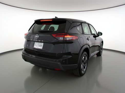 Used 2025 Nissan Rogue SV image 9